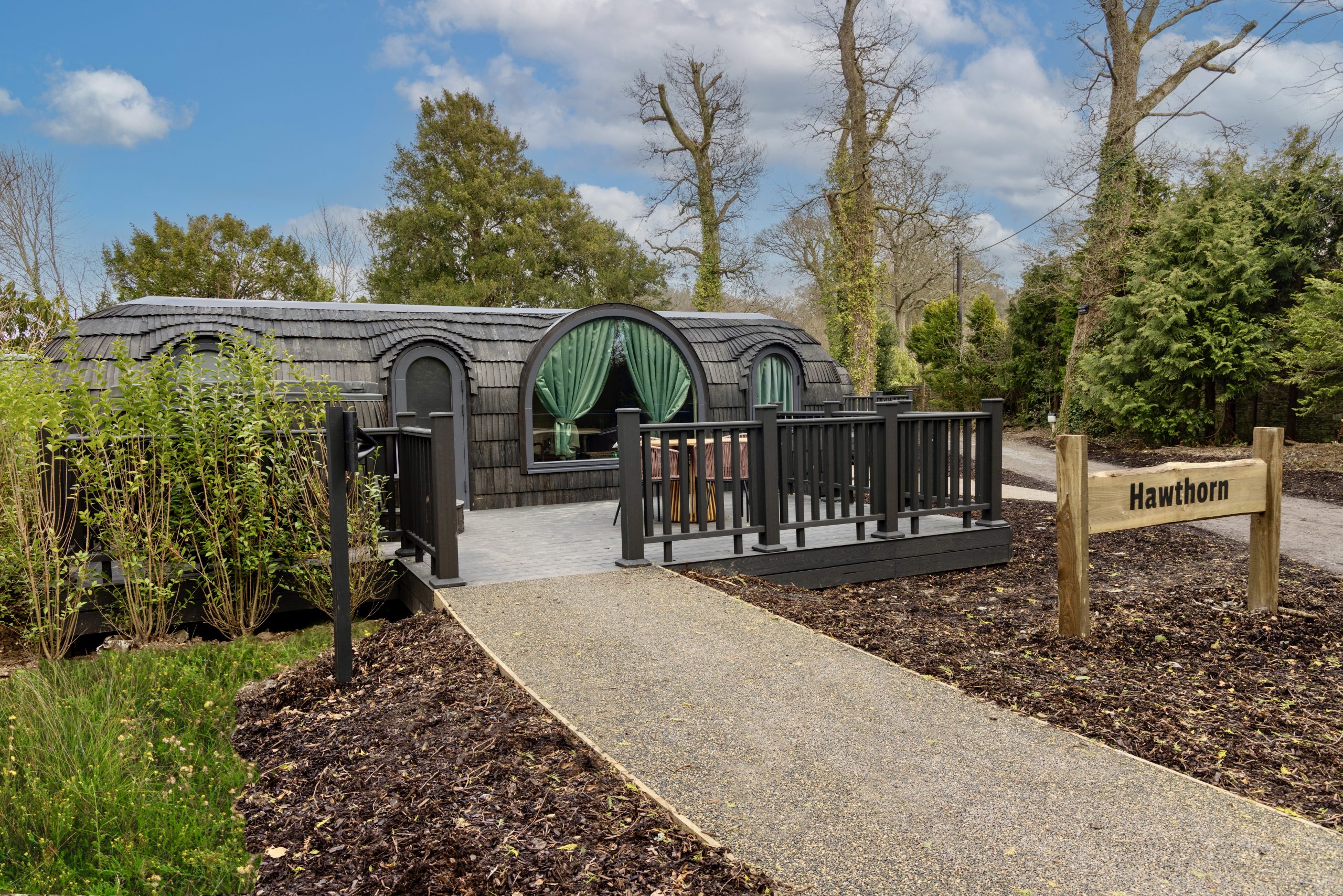 Hawthorn - Eco-Forest Cabin for Couples