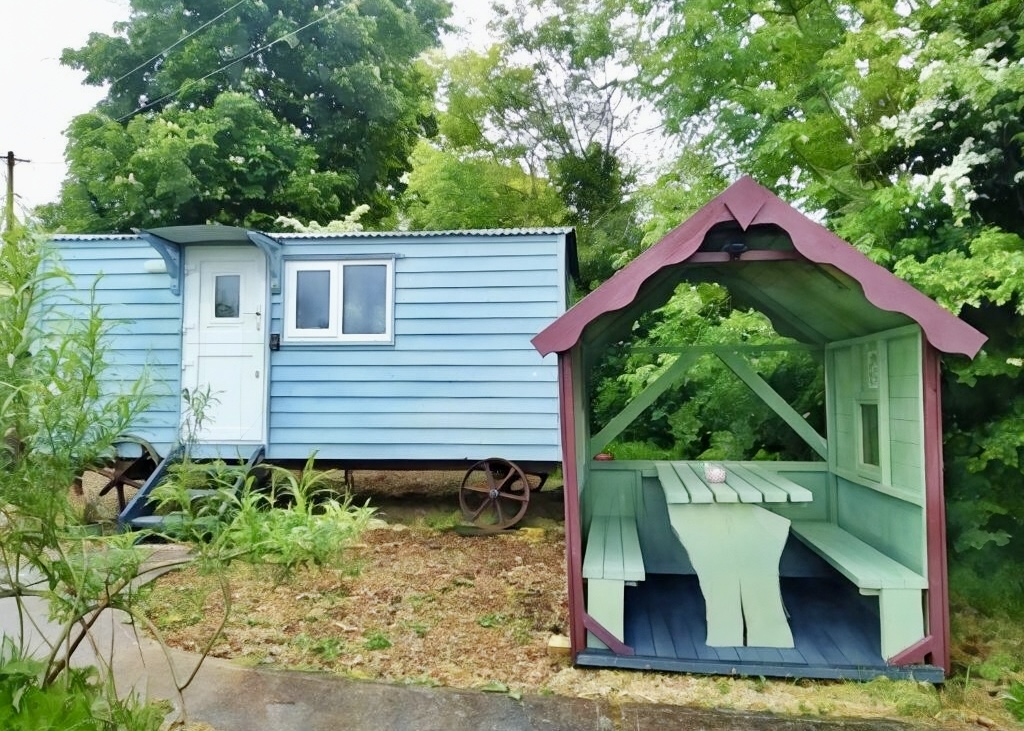 Blue Shepherd’s Hut